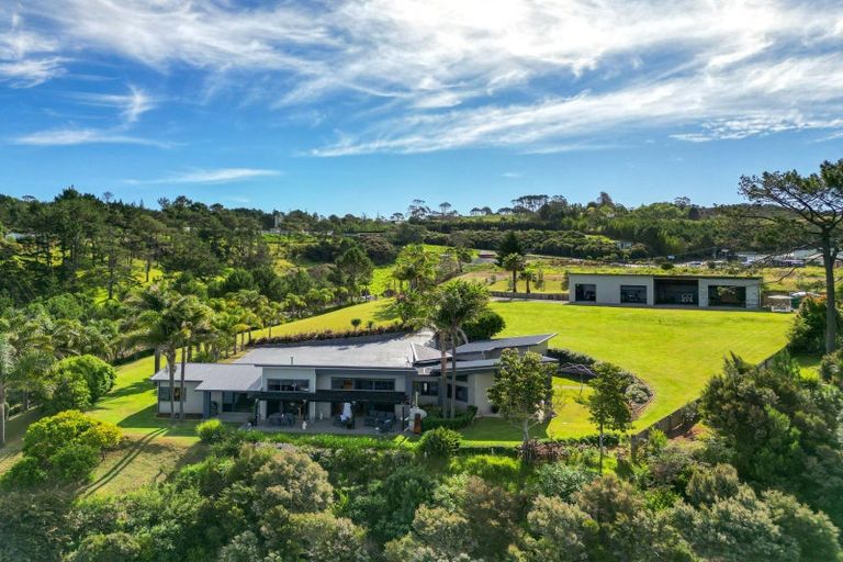 Photo of property in 10 Waterfront Drive, Mangonui, 0420