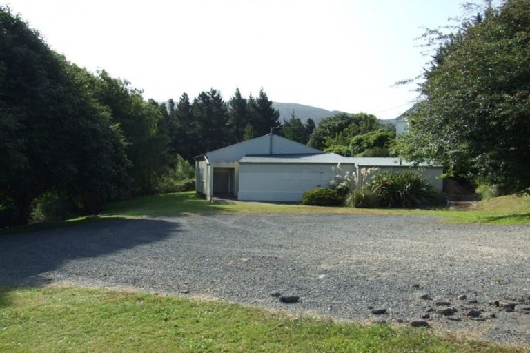 Photo of property in 211 Pine Hill Road, Dalmore, Dunedin, 9010