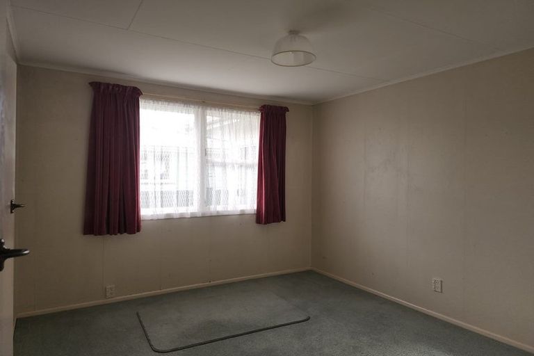 Photo of property in 10 Ruru Place, Tokoroa, 3420