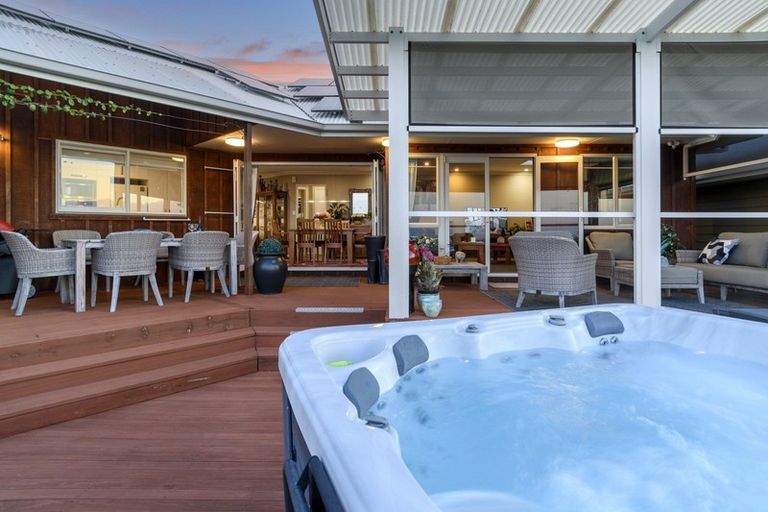 Photo of property in 29 Roger Guy Place, Welcome Bay, Tauranga, 3175