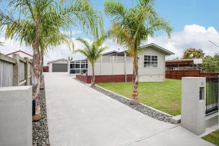 Photo of property in 13 Highland Drive, Pukete, Hamilton, 3200