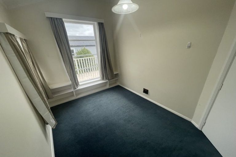 Photo of property in 12 Park Street, Thorndon, Wellington, 6011