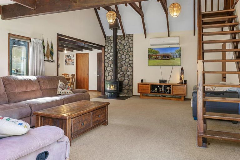 Photo of property in 102 Eders Road, Woodend, 7610