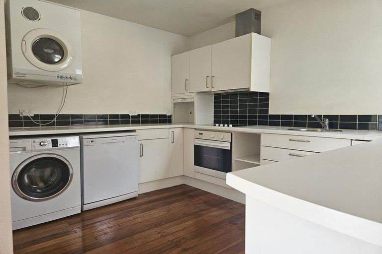 Photo of property in 9 Trist Place, Edgeware, Christchurch, 8013