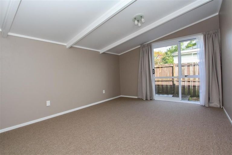 Photo of property in 2 Norfolk Place, Pukete, Hamilton, 3200
