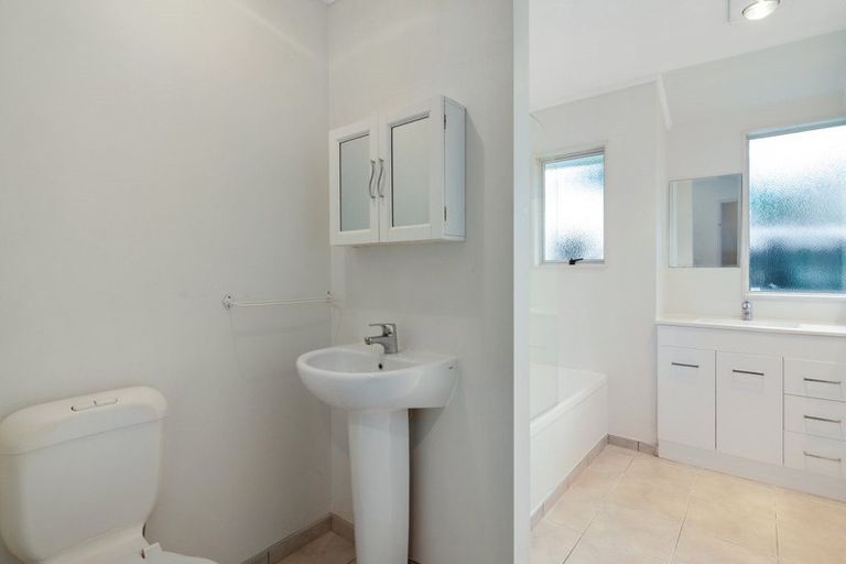 Photo of property in 8 Newport Way, The Brook, Nelson, 7010