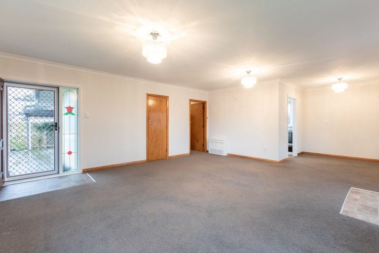 Photo of property in 3 Nelson Street, Dannevirke, 4930