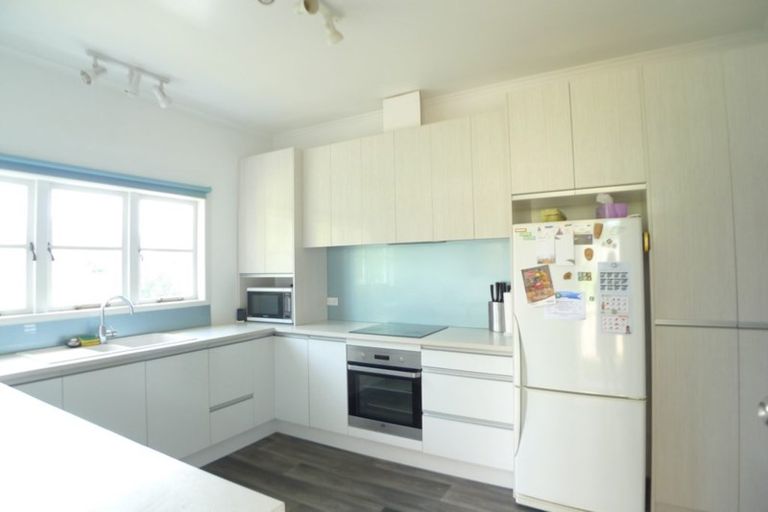 Photo of property in 71 Keegan Drive, Massey, Auckland, 0614