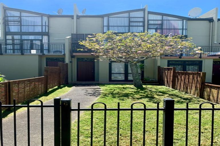 Photo of property in 35e Northcroft Street, Takapuna, Auckland, 0622