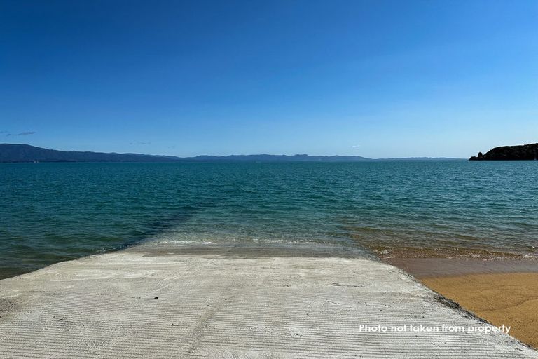 Photo of property in 26 Cornwall Place, Tata Beach, Takaka, 7183