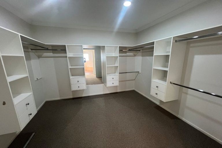Photo of property in 32 Bur Oak Terrace, Schnapper Rock, Auckland, 0632