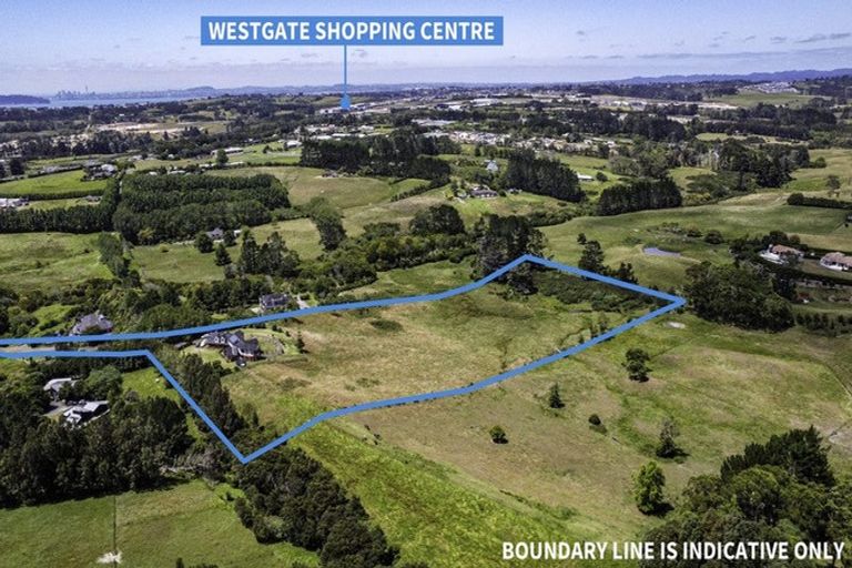 Photo of property in 260 State Highway 16, Kumeu, 0892