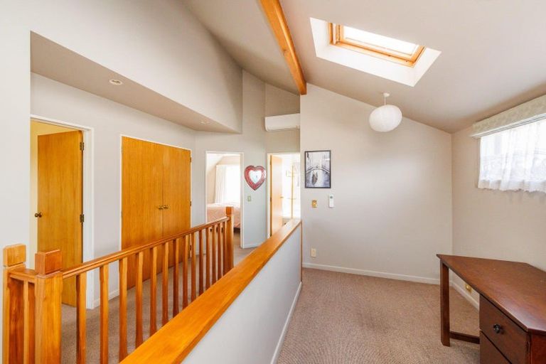 Photo of property in 3a Caroline Crescent, Highbury, Palmerston North, 4412