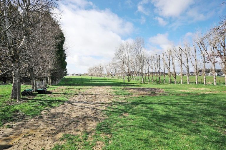 Photo of property in 60 Retreat Road, Waihopai, Invercargill, 9872