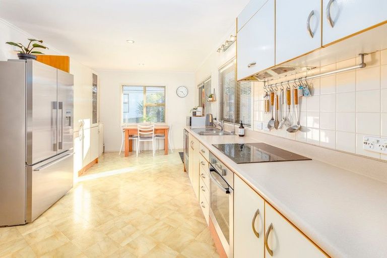 Photo of property in 34 Rothery Road, Hillpark, Auckland, 2102