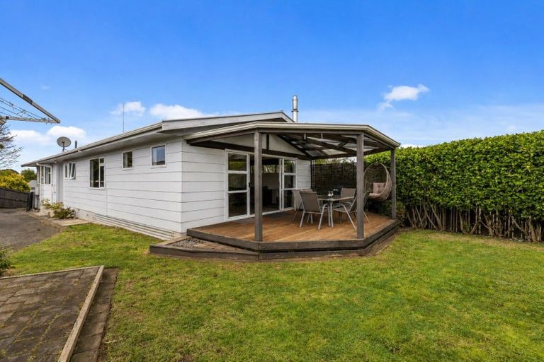 Photo of property in 64 Pohutukawa Drive, Pukete, Hamilton, 3200