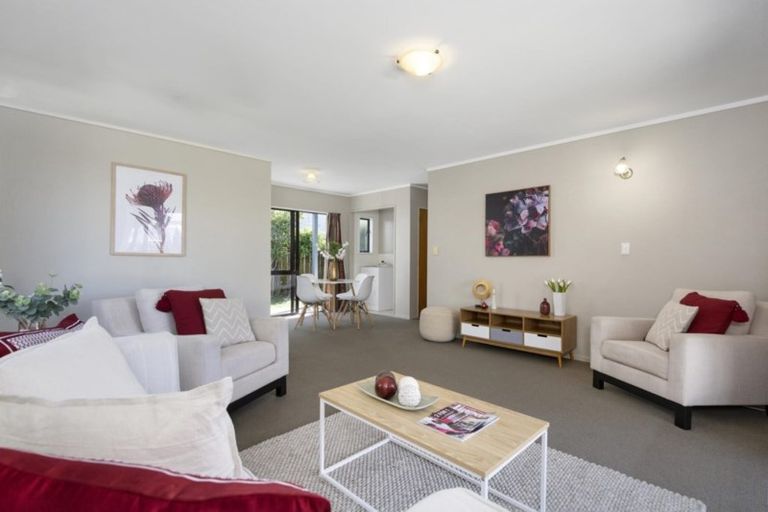 Photo of property in 37a Simpson Road, Papamoa Beach, Papamoa, 3118