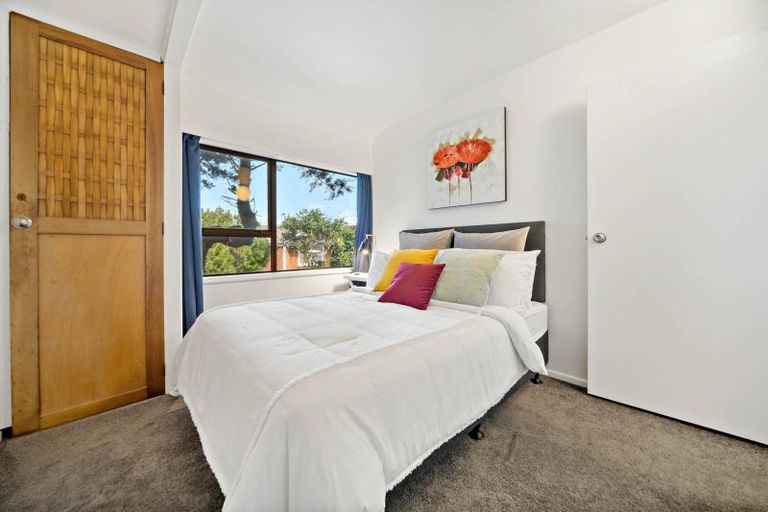 Photo of property in 24 Tawa Road, Onehunga, Auckland, 1061