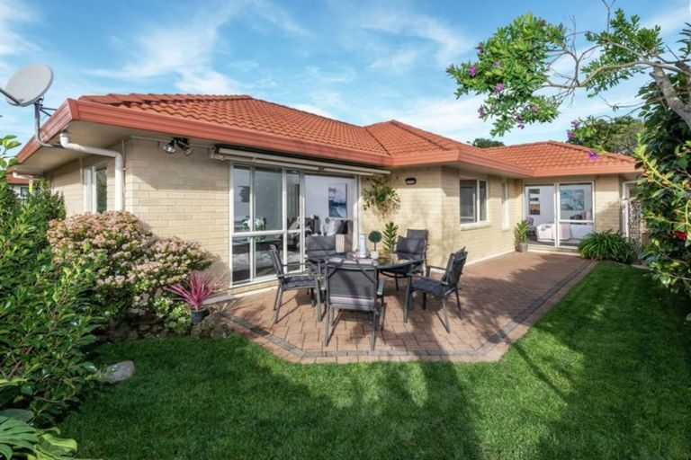 Photo of property in 167 Kilkenny Drive, East Tamaki Heights, Auckland, 2016