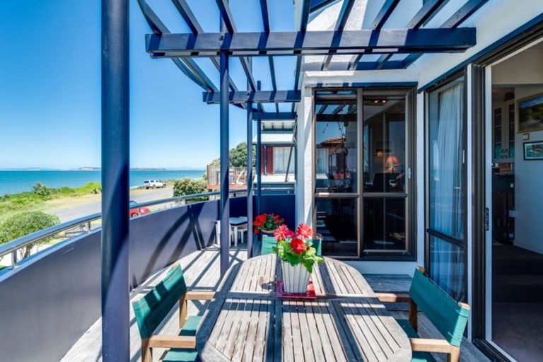 Photo of property in 129 North Shore Road, Eskdale, Napier, 4182