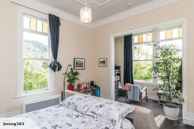 Photo of property in 3/27 Grass Street, Roseneath, Wellington, 6011