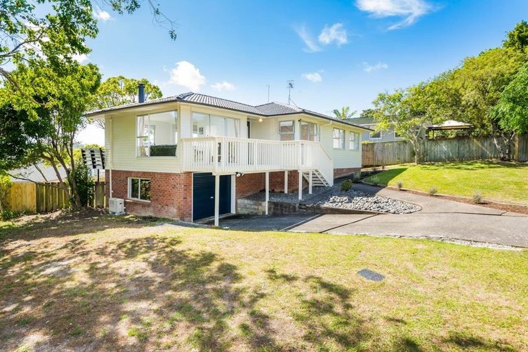 Photo of property in 47 Cockayne Crescent, Sunnynook, Auckland, 0620