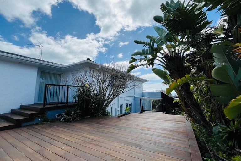 Photo of property in 21 Bleakhouse Road, Howick, Auckland, 2014