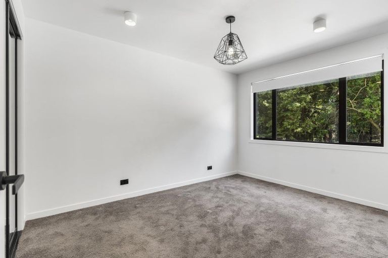 Photo of property in 42 Anne Mclean Drive, Bayview, Auckland, 0629