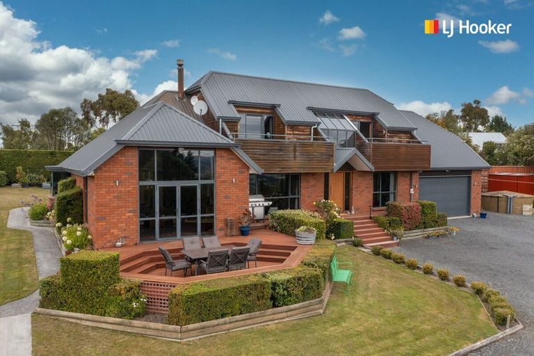 Photo of property in 13 Sproull Drive, Scroggs Hill, Dunedin, 9076