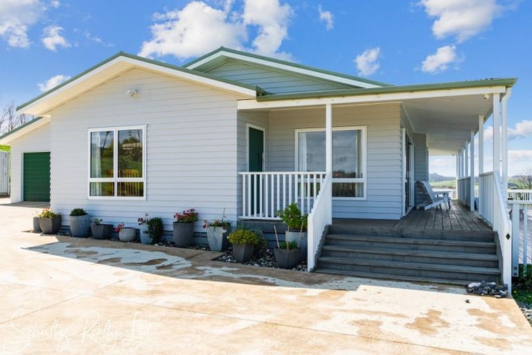 Photo of property in 67 Te Pahi River Drive, Paparoa, 0583