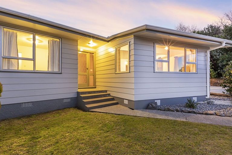 Photo of property in 18 Thimble Lane, Whitby, Porirua, 5024
