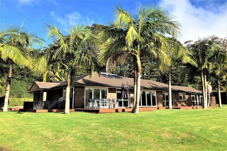 Photo of property in 16 Kotare Heights, Kerikeri, 0230