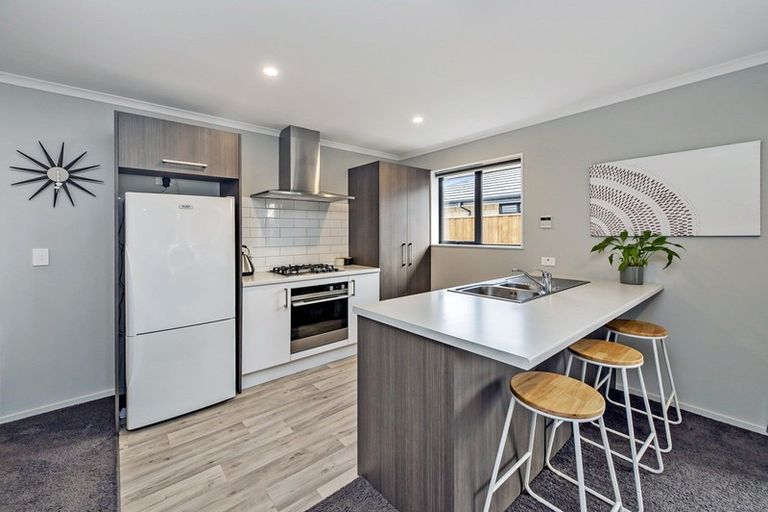 Photo of property in 8 Northmoor Boulevard, Rolleston, 7615