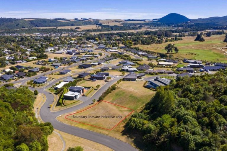 Photo of property in 2 Kittyhawk Drive, Kinloch, Taupo, 3377