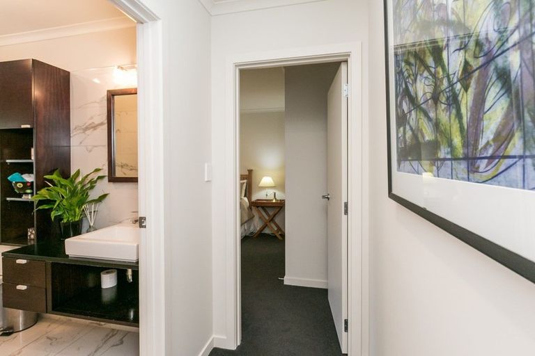 Photo of property in 14 Muritai Crescent, Havelock North, 4130