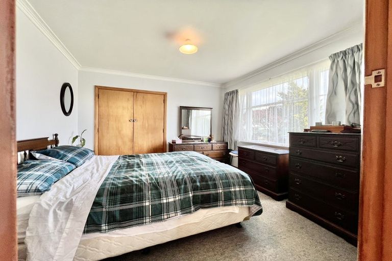 Photo of property in 24 Anglesey Place, Awapuni, Palmerston North, 4412