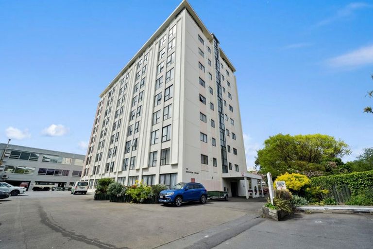 Photo of property in 70 Hobson Street, Thorndon, Wellington, 6011