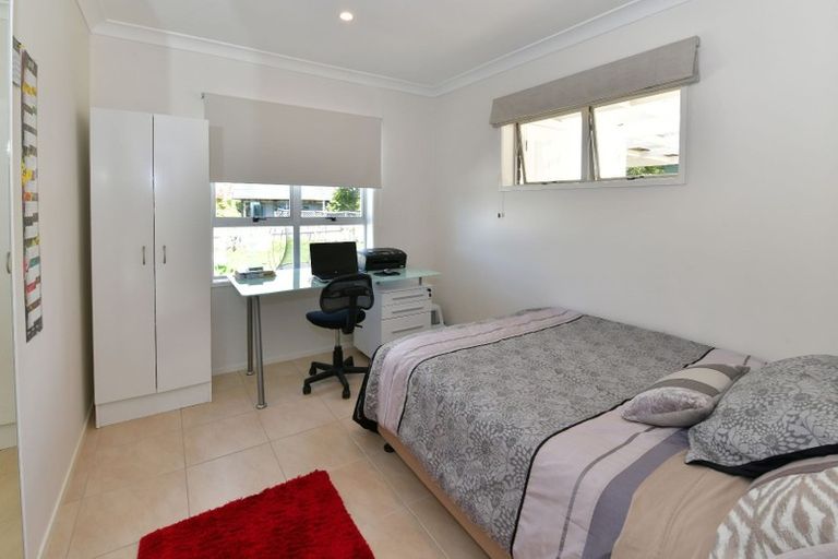 Photo of property in 17 Dalton Road, Snells Beach, 0920