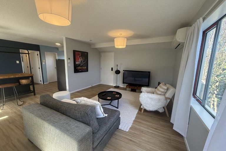 Photo of property in 1/214 Springfield Road, St Albans, Christchurch, 8014