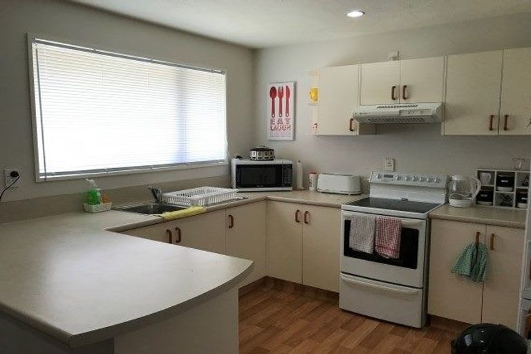 Photo of property in 27a Blair Avenue, Papanui, Christchurch, 8053