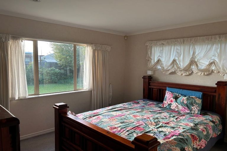Photo of property in 6 Poinsettia Place, Mount Maunganui, 3116