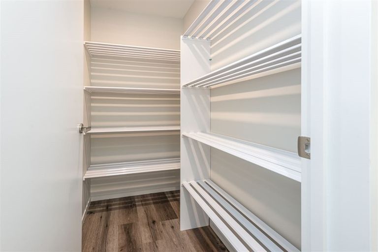 Photo of property in 8 Angus Place, Rangiora, 7400