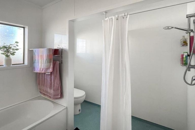 Photo of property in 14 Moana Place, Morrinsville, 3300