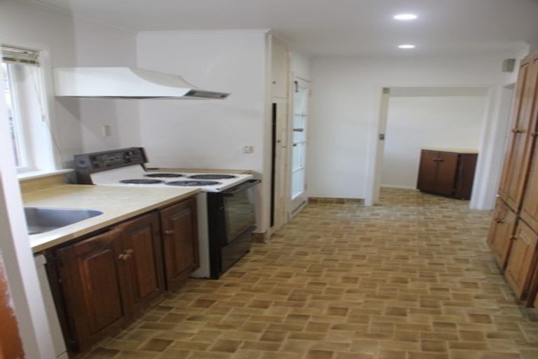 Photo of property in 27 Rosebank Avenue, Avalon, Lower Hutt, 5011