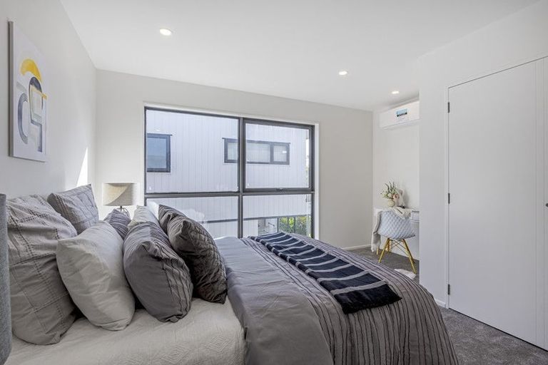 Photo of property in 3/16 Williamson Avenue, Belmont, Auckland, 0622