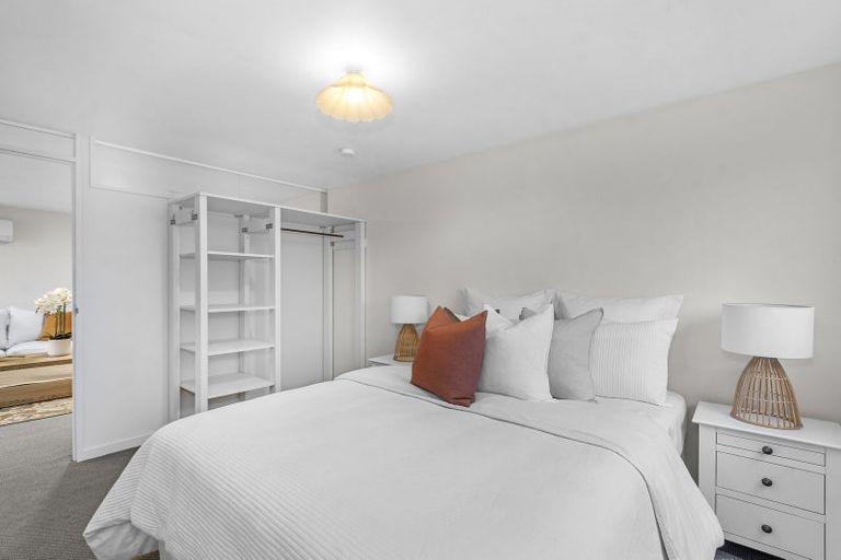 Photo of property in 41 Sandwich Road, Beckenham, Christchurch, 8023