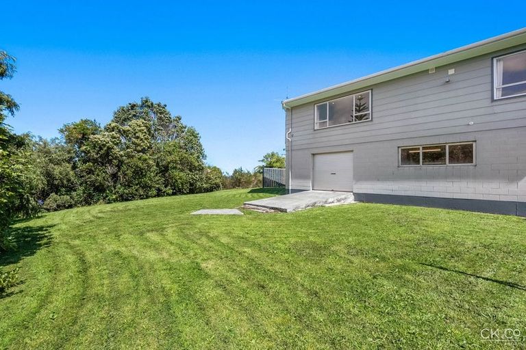 Photo of property in 30 Mossburn Grove, Kelson, Lower Hutt, 5010