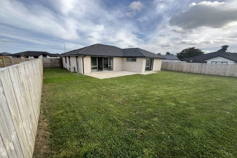 Photo of property in 51 Murray Ward Drive, Te Kauwhata, 3710