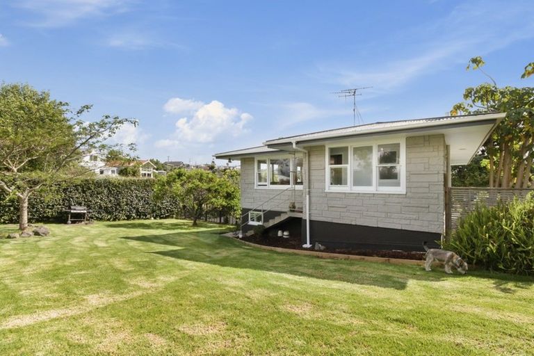 Photo of property in 38 Omokoroa Road, Omokoroa, 3114
