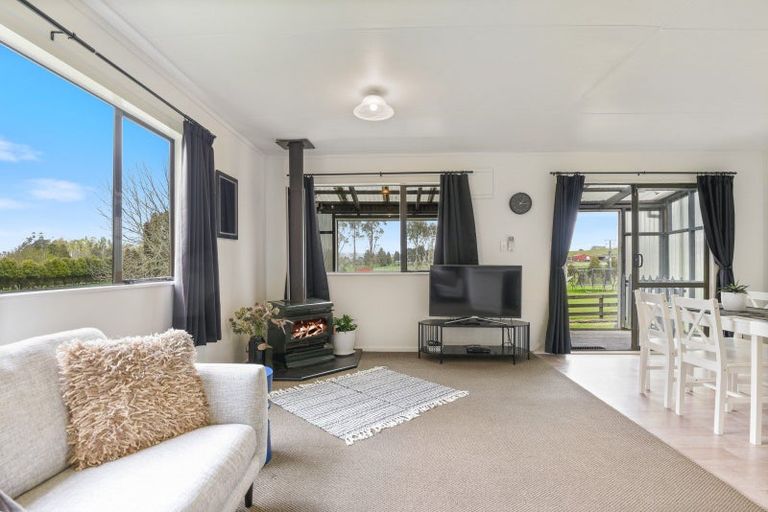 Photo of property in 379 Tauranga Direct Road, Hamurana, Rotorua, 3096